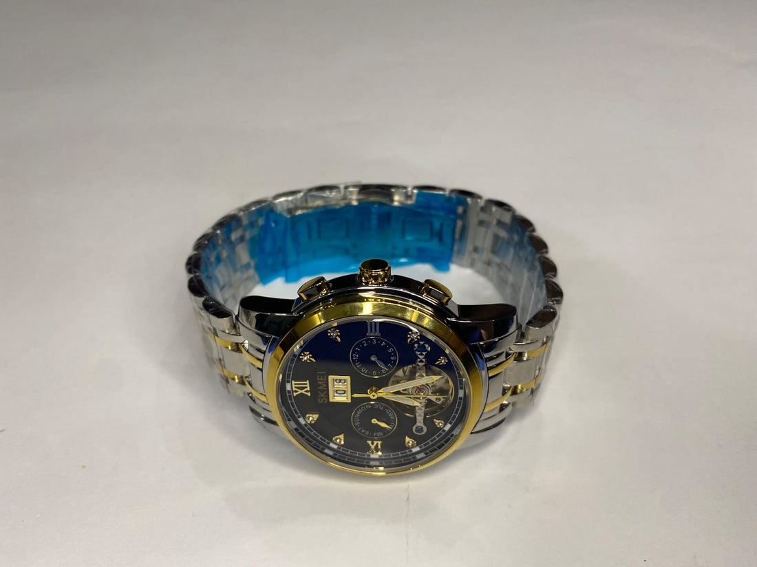 SKMEI Men's Automatic Luxury Watch – Black &amp; Gold Edition